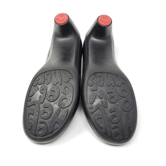 Camper Peu Nara Leather
Mary Jane Strap Heels - Picture 6 of 7